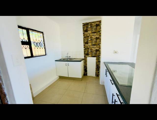 2 BEDROOM APARTMENT FOR SALE IN SOUTHGATE